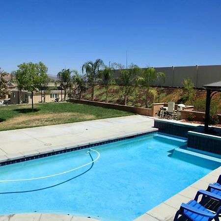 Vineyard Poolside Retreat Villa Winchester Екстериор снимка