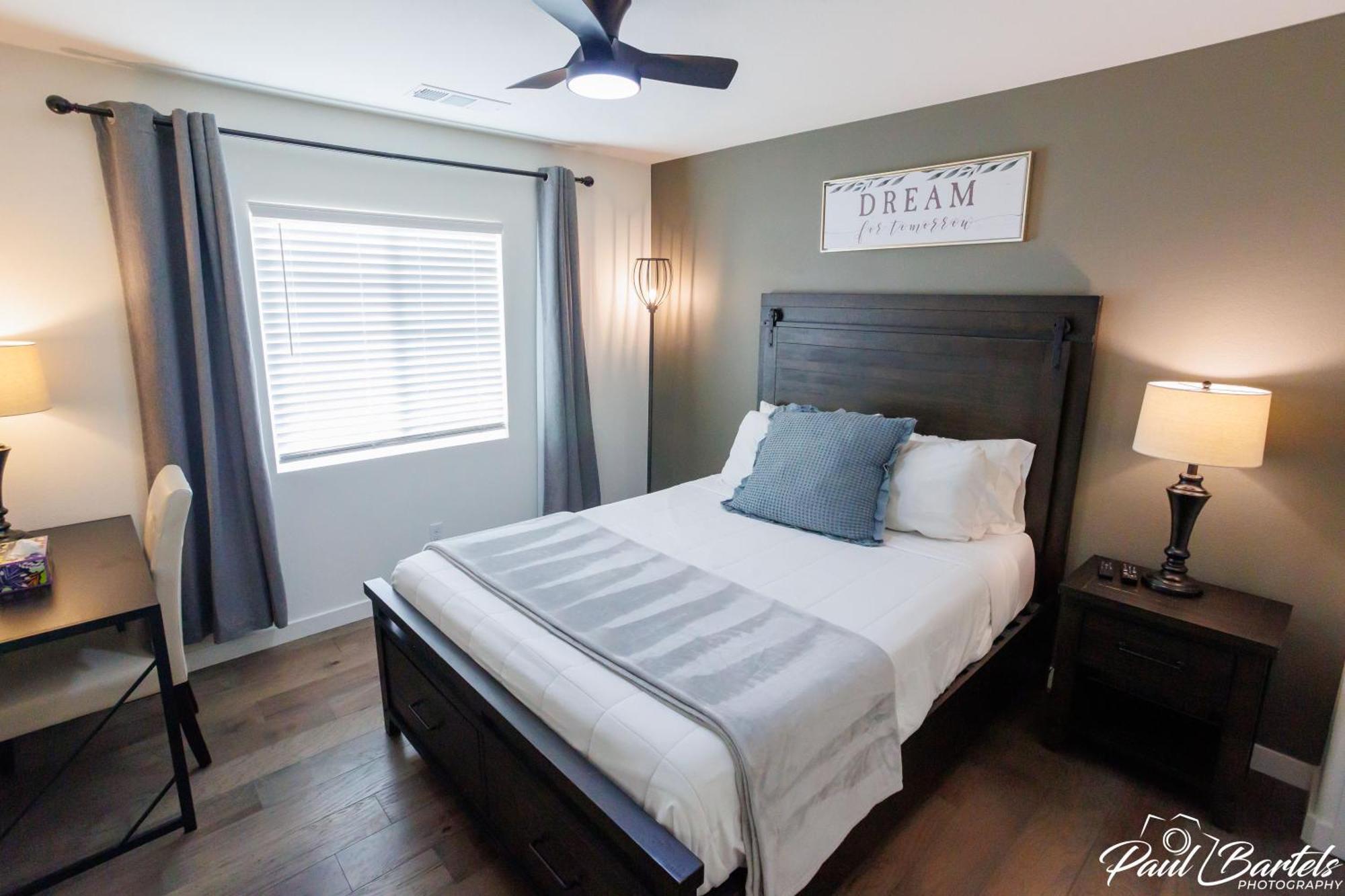 Vineyard Poolside Retreat Villa Winchester Екстериор снимка